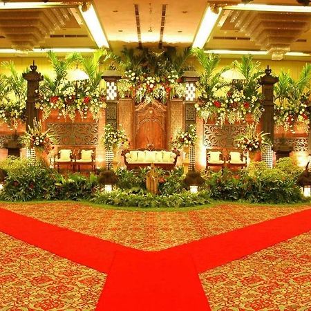 Kartika Chandra Hotel Jakarta Exterior photo