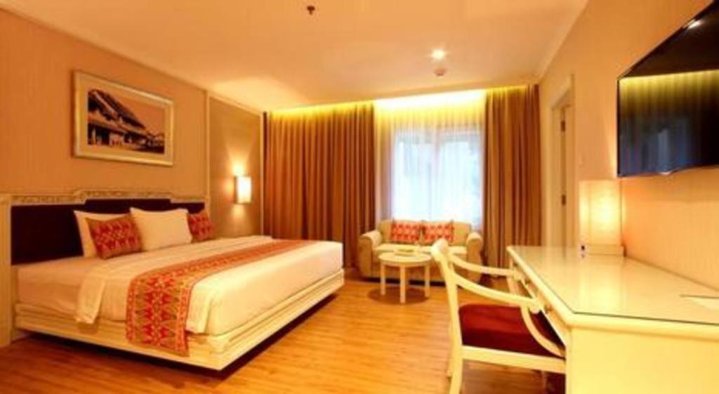 Kartika Chandra Hotel Jakarta Exterior photo