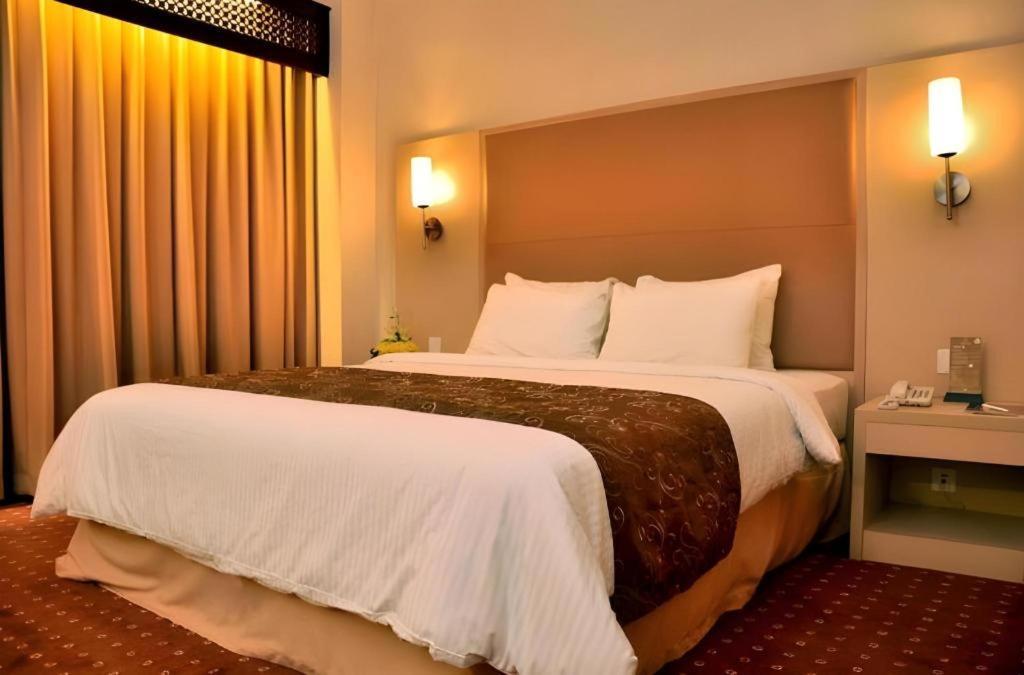 Kartika Chandra Hotel Jakarta Exterior photo
